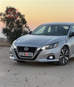 نيسان ألتيما